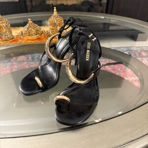 Steve Madden Black and Gold Women's Sandals